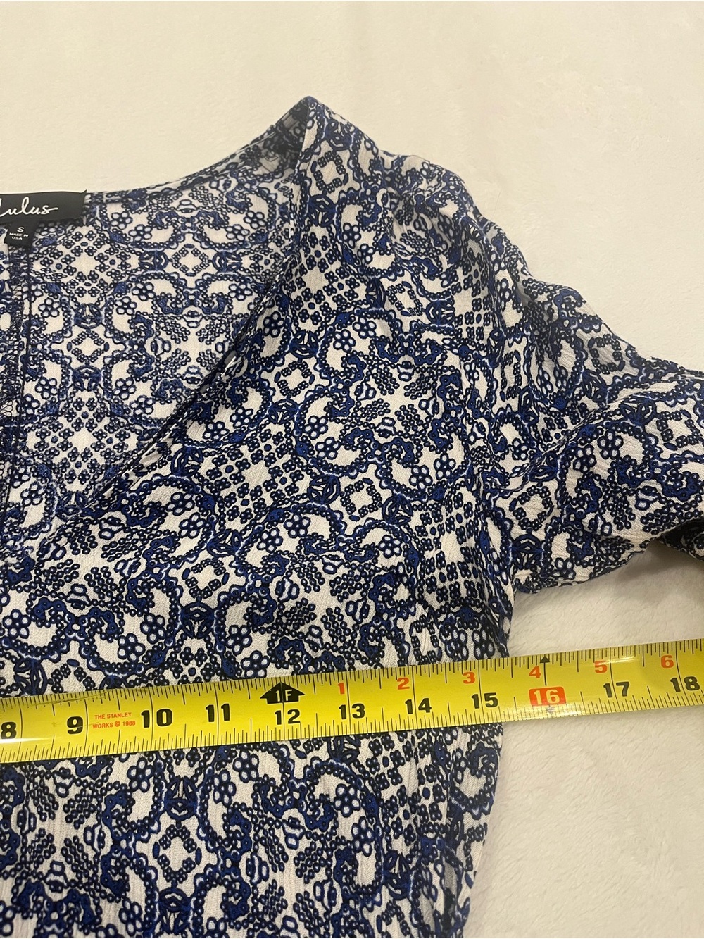 Lulus Blue & White Tile Print Maxi Dress - Small - Picture 5 of 9